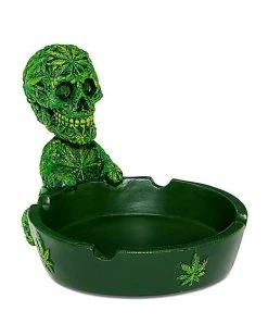 Brand new ✔️ Leaf Skeleton Molded Ashtray 😉