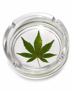 Brand new 🛒 Pressed Weed Leaf Ashtray ✔️